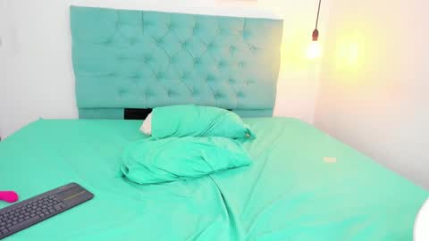 kim_eli online show from 15, 2, 2025