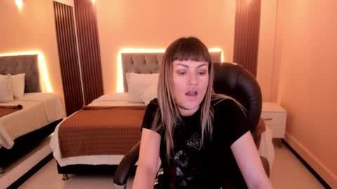 Snapshot of kim_jeins666 chatting on 20, 5, 2026 Kim Jeins666 online show from 20, 5, 2026