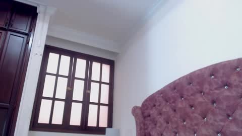 K I M online show from 6, 2, 2025