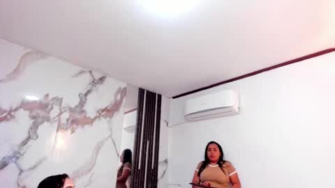 K I M online show from 30, 9, 2025