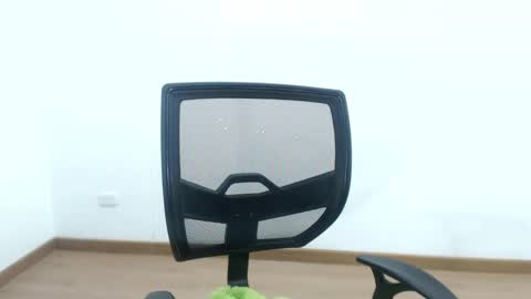 Snapshot of kim_naomyy chatting on 18, 12, 2024 Kim Naomy online show from 18, 12, 2024