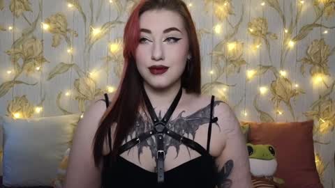 Hi Im Kimberly but u can call me Kim. Turn on ur sound i love to talk and moan online show from 21, 1, 2025