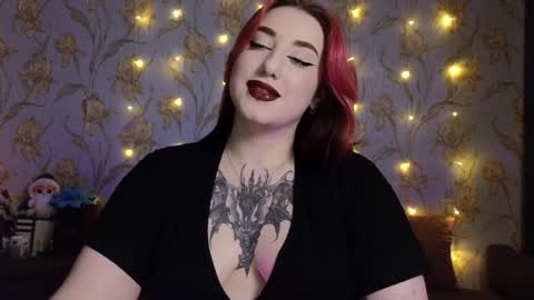 Hi Im Kimberly but u can call me Kim. Turn on ur sound i love to talk and moan online show from 3, 2, 2025