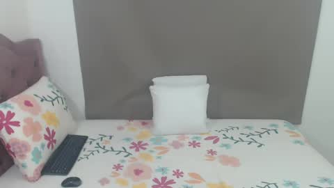 Snapshot of kimberjamesxx chatting on 3, 6, 2026 DANIELA online show from 3, 6, 2026