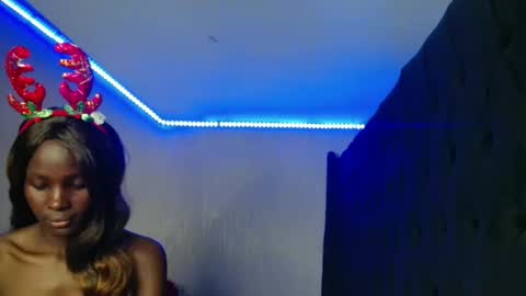 Snapshot of kimberly_chloe chatting on 4, 3, 2026 Kimberly online show from 4, 3, 2026