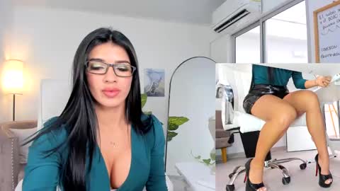 Snapshot of kimberly_hot2 chatting on 12, 12, 2024 Melissa online show from 12, 12, 2024