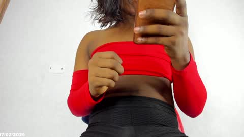 Snapshot of kimberly_house chatting on 7, 2, 2025 Kimberly 3 online show from 7, 2, 2025