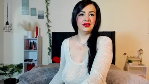 Snapshot of kimberly_lozano chatting on 7, 5, 2026 Kimberly online show from 7, 5, 2026