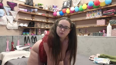 Snapshot of kimberlycaprice chatting on 7, 2, 2025 kimberlycaprice online show from 7, 2, 2025