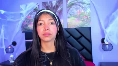 Kimberly Villalobos online show from 7, 11, 2025