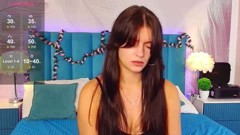 Snapshot of kimberlyy77 chatting on 15, 9, 2025 Kim online show from 15, 9, 2025