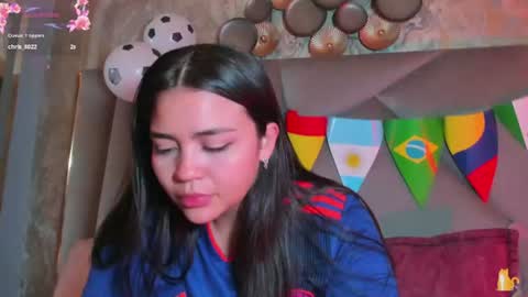 Snapshot of kimdevinne chatting on 18, 6, 2026 KIM online show from 18, 6, 2026