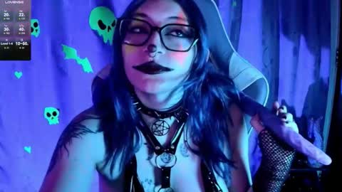   online show from 27, 11, 2025