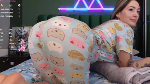 Snapshot of kimmie_ chatting on 4, 2, 2025 Kimmie online show from 4, 2, 2025