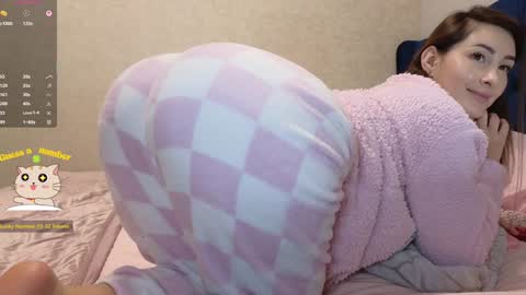 Snapshot of kimmie_ chatting on 7, 10, 2025 Kimmie online show from 7, 10, 2025