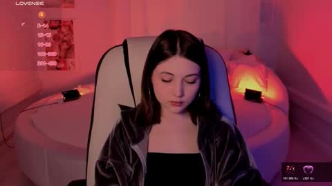  Your Kimmie  follow me  online show from 18, 10, 2025