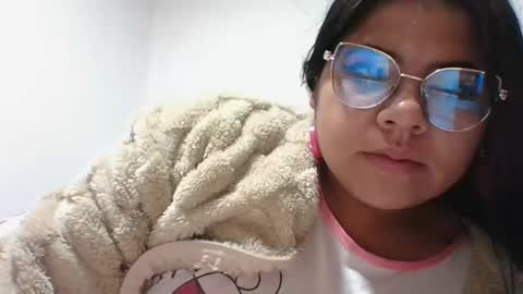 Snapshot of kimmy_kimmy_ chatting on 29, 1, 2025 Kimmy online show from 29, 1, 2025