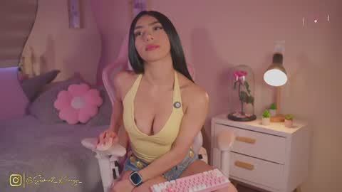 Snapshot of kimmy_sweet_ chatting on 24, 7, 2026 Kimmy online show from 24, 7, 2026