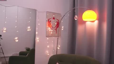 online on Wednesday online show from 5, 2, 2026