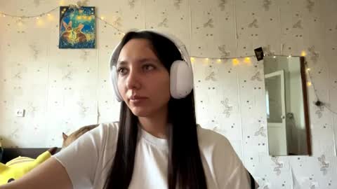 Snapshot of kinacolton chatting on 19, 5, 2026 Jenny online show from 19, 5, 2026