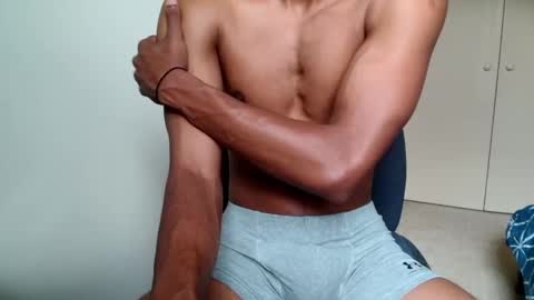 Snapshot of kinda_horny_right_now chatting on 23, 2, 2025 Isaac online show from 23, 2, 2025