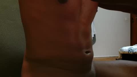 Snapshot of kinda_horny_right_now chatting on 25, 11, 2025 Isaac online show from 25, 11, 2025
