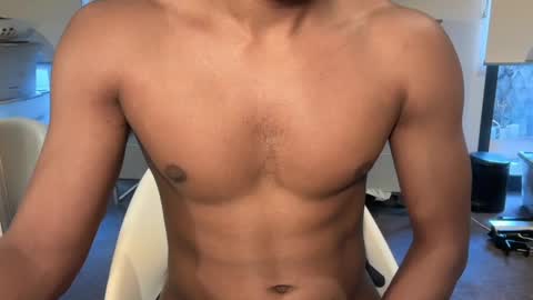 Snapshot of kinda_horny_right_now chatting on 4, 4, 2026 Isaac online show from 4, 4, 2026