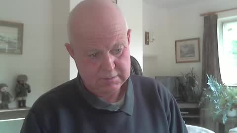 kindahairy4u online show from 29, 10, 2025