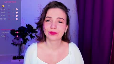 Hazel online show from 4, 2, 2026