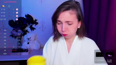 Hazel online show from 15, 2, 2026