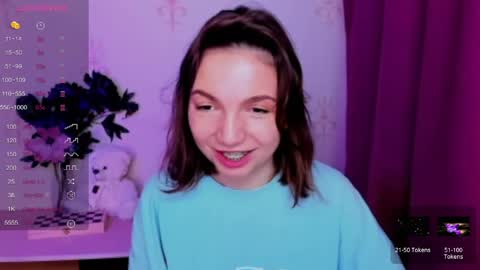 Snapshot of kindhazelhere_ chatting on 20, 4, 2026 Hazel online show from 20, 4, 2026