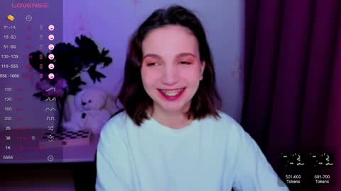 Snapshot of kindhazelhere_ chatting on 30, 4, 2026 Hazel online show from 30, 4, 2026