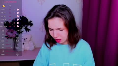 Snapshot of kindhazelhere_ chatting on 21, 5, 2026 Hazel online show from 21, 5, 2026