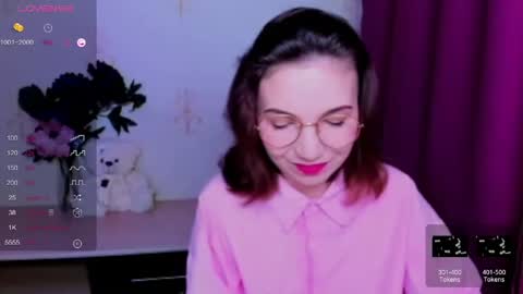 Snapshot of kindhazelhere_ chatting on 22, 5, 2026 Hazel online show from 22, 5, 2026