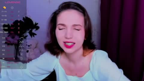 Snapshot of kindhazelhere_ chatting on 24, 5, 2026 Hazel online show from 24, 5, 2026