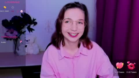 Snapshot of kindhazelhere_ chatting on 30, 5, 2026 Hazel online show from 30, 5, 2026