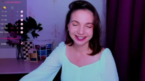Snapshot of kindhazelhere_ chatting on 15, 7, 2026 Hazel online show from 15, 7, 2026