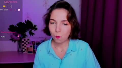 Snapshot of kindhazelhere_ chatting on 25, 7, 2026 Hazel online show from 25, 7, 2026