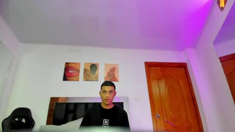 Snapshot of king_ares1 chatting on 18, 5, 2026 king_ares1 online show from 18, 5, 2026