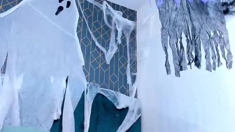 Angel Falconer online show from 23, 10, 2025