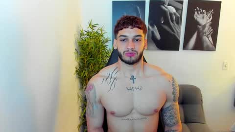 Snapshot of king_of_kings__ chatting on 15, 1, 2025 king_of_kings__ online show from 15, 1, 2025