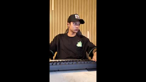 Snapshot of king_sweet58 chatting on 4, 4, 2026 king_sweet58 online show from 4, 4, 2026