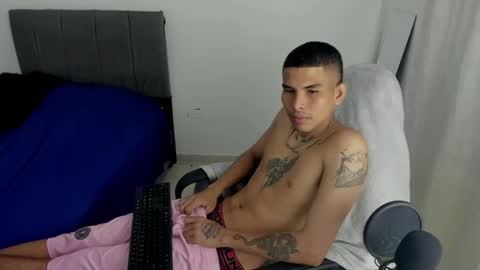 Snapshot of king_warlord chatting on 14, 7, 2026 king_warlord online show from 14, 7, 2026