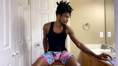 Snapshot of kingalmighty01 chatting on 8, 10, 2025 King Almighty01 online show from 8, 10, 2025