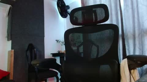 Snapshot of kingcat420 chatting on 5, 5, 2026 Jake online show from 5, 5, 2026