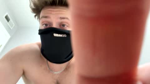 The biggest youve seen online show from 8, 3, 2026