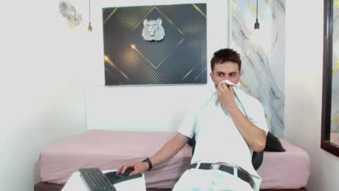 Snapshot of kingoftemptation chatting on 23, 4, 2026 KING online show from 23, 4, 2026