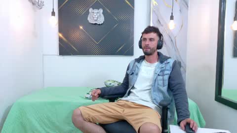 Snapshot of kingoftemptation chatting on 10, 6, 2026 KING online show from 10, 6, 2026