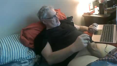 Snapshot of kingtongue10 chatting on 14, 1, 2025 kingtongue10 online show from 14, 1, 2025
