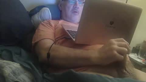 kingtongue10 online show from 9, 3, 2026